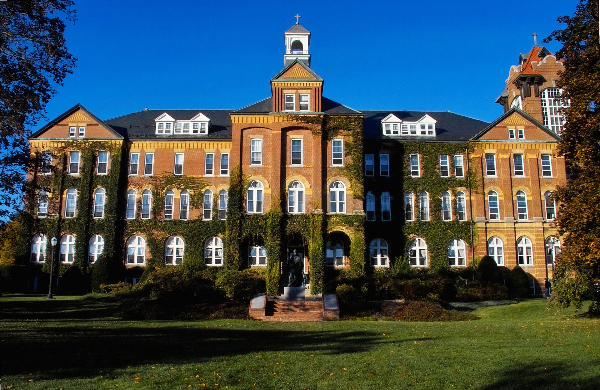 beautiful college campus with blue sky